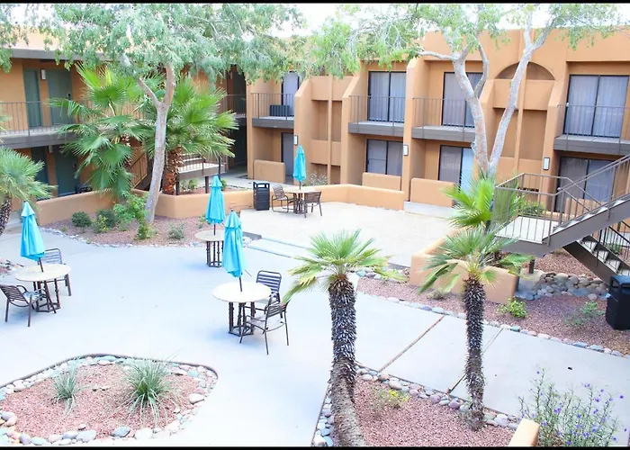 Ramada By Wyndham Tucson Airport